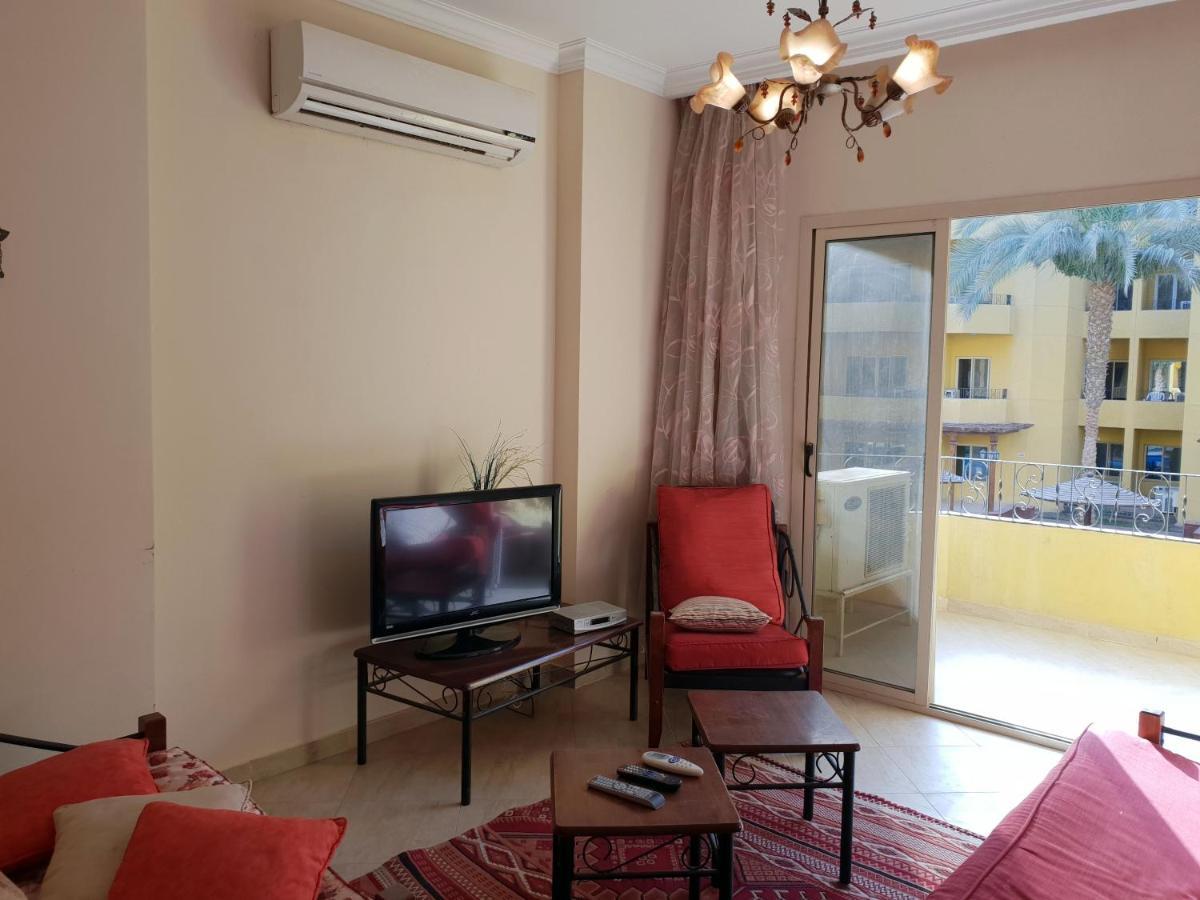 British Resort Pool View Apartments Hurghada Exterior foto