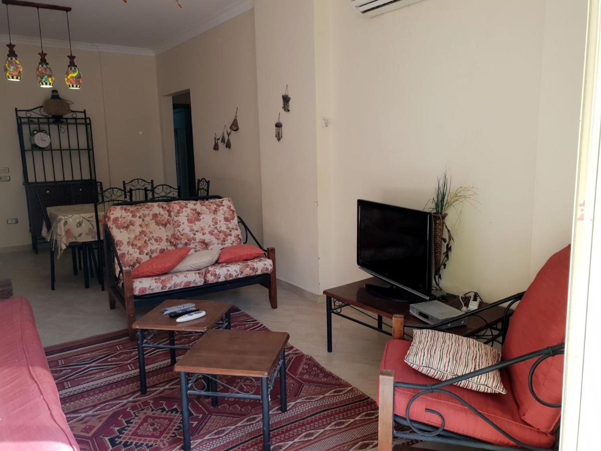 British Resort Pool View Apartments Hurghada Exterior foto