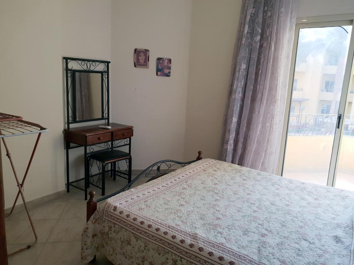 British Resort Pool View Apartments Hurghada Exterior foto