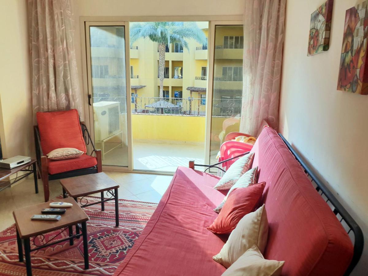 British Resort Pool View Apartments Hurghada Exterior foto